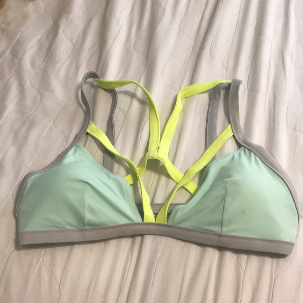 Victoria’s Secret L bikini top